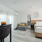 Tower 15 Apartman *